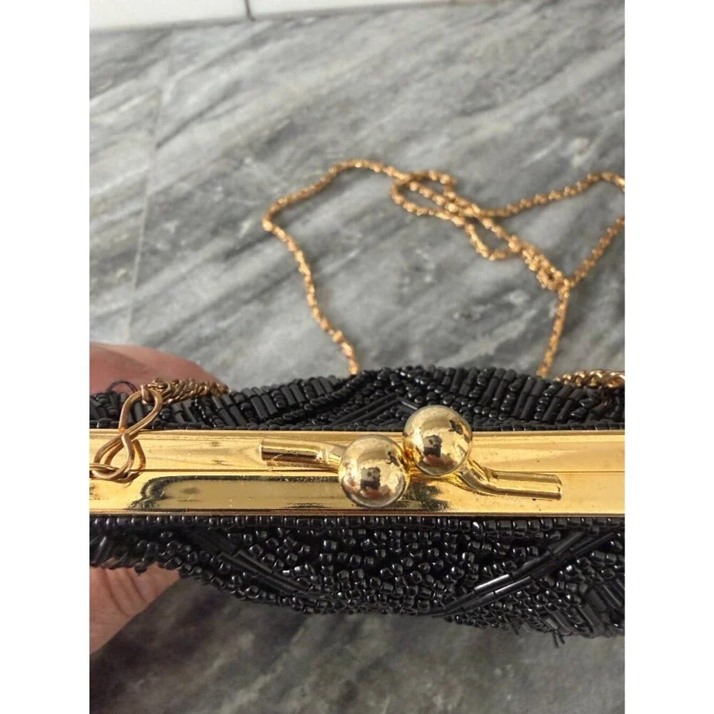 Unbranded accentuate your